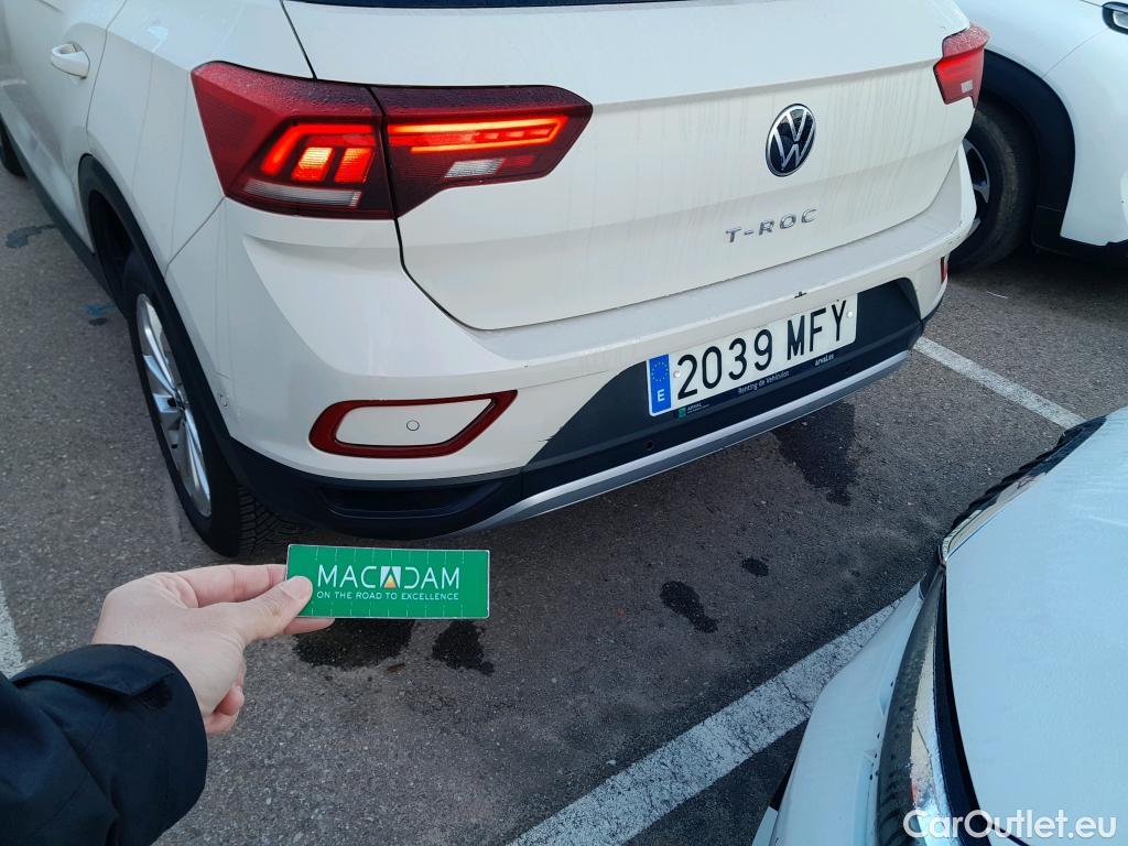  Volkswagen  T-ROC VOLKSWAGEN  / 2021 / 5P / todoterreno Life 1.5 TSI 110kW (150CV) DSG #18