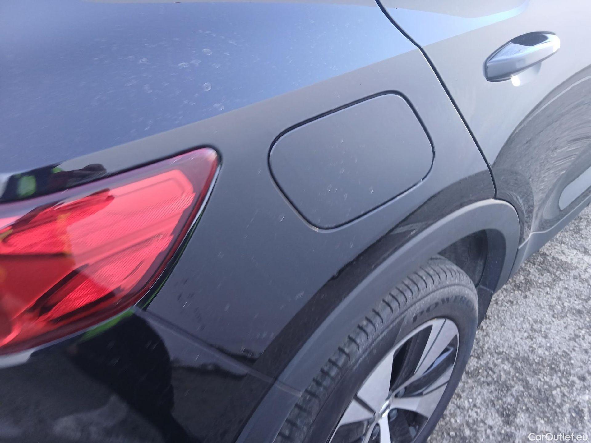  Volvo  XC 40 VOLVO XC40 / 2021 / 5P / todoterreno 1.5 T4 Recharge PHEV Core Auto #18