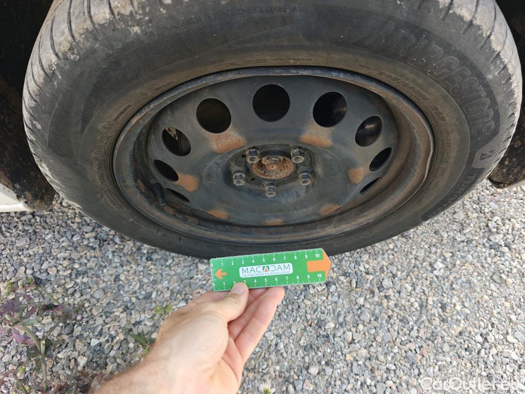  Citroen  Berlingo CITROEN  / 2018 / 4P / monovolumen compacto Talla M BlueHDi 100 S&S LIVE PACK #55