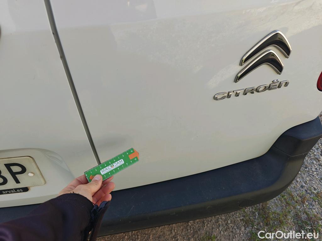  Citroen  Berlingo CITROEN  / 2018 / 4P / monovolumen compacto Talla M BlueHDi 100 S&S LIVE PACK #51