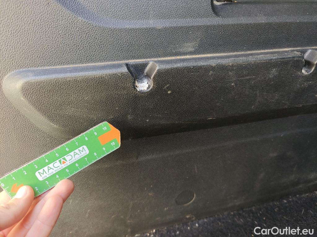  Citroen  Berlingo CITROEN  / 2018 / 4P / monovolumen compacto Talla M BlueHDi 100 S&S LIVE PACK #39