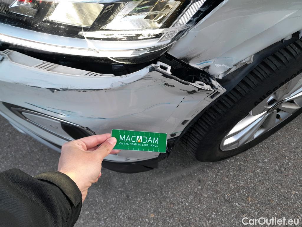  Volkswagen  T-ROC VOLKSWAGEN  / 2021 / 5P / todoterreno Life 1.5 TSI 110kW (150CV) DSG #6