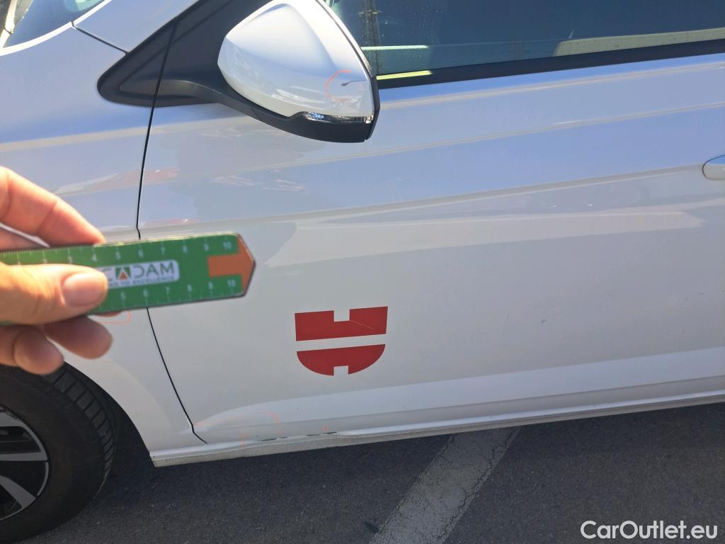  Volkswagen  Polo VOLKSWAGEN  / 2021 / 5P / berlina con portón Life 1.0 TSI 70kW (95CV) #10