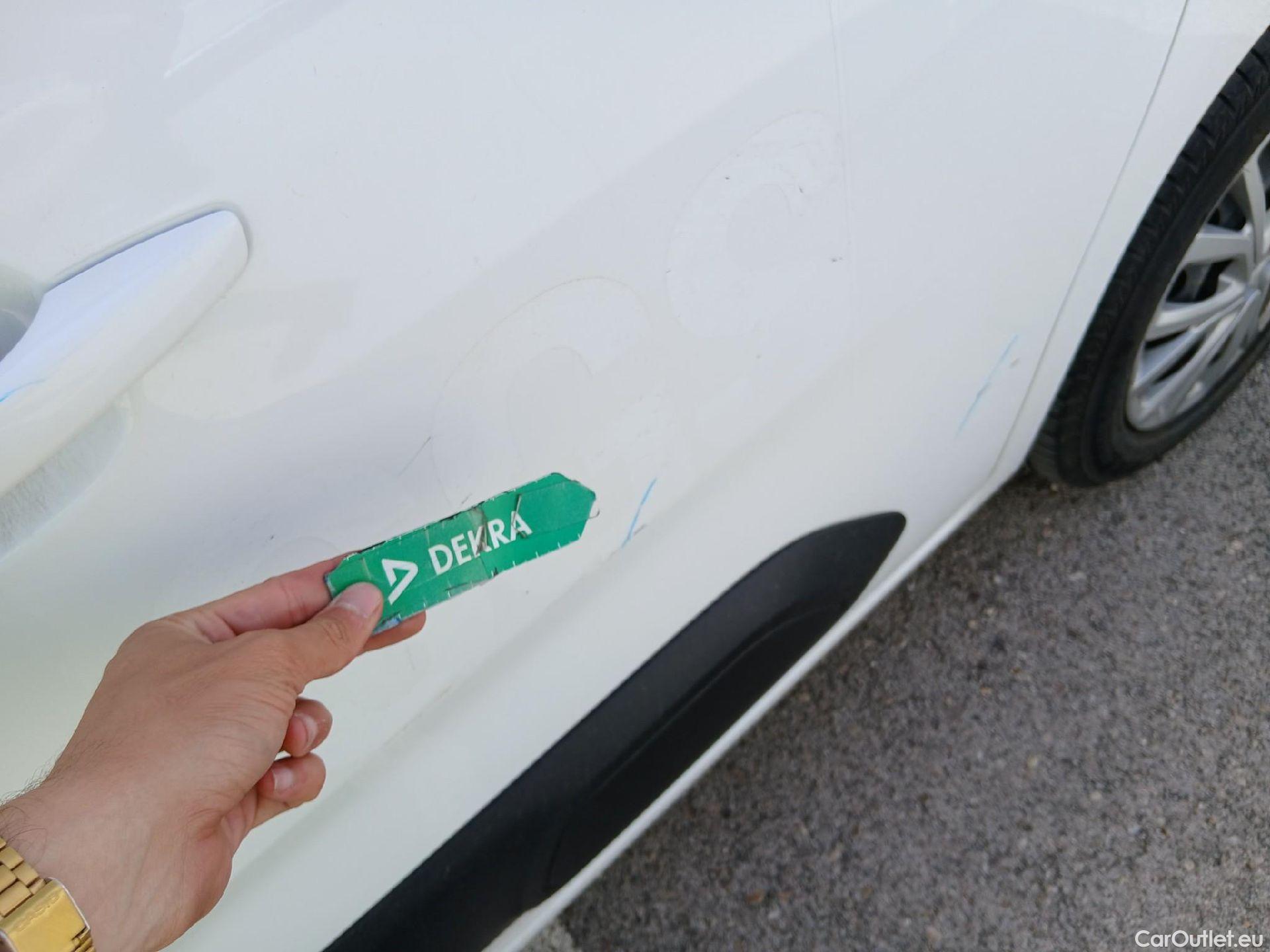  Citroen  Berlingo CITROEN  / 2018 / 5P / monovolumen compacto Talla M BlueHDi 100 S&S FEEL #19