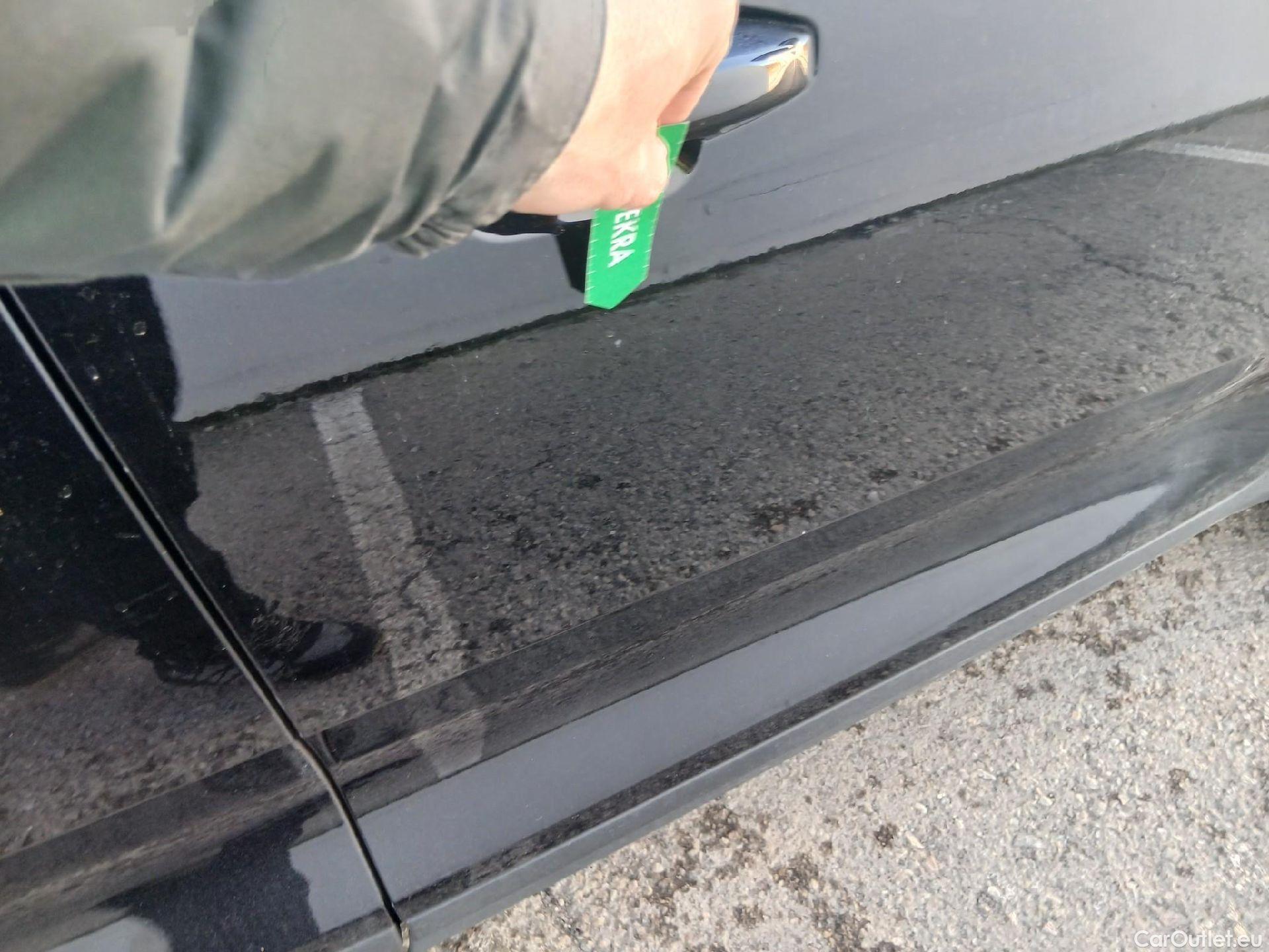  Volvo  XC 40 VOLVO XC40 / 2021 / 5P / todoterreno 1.5 T4 Recharge PHEV Core Auto #23