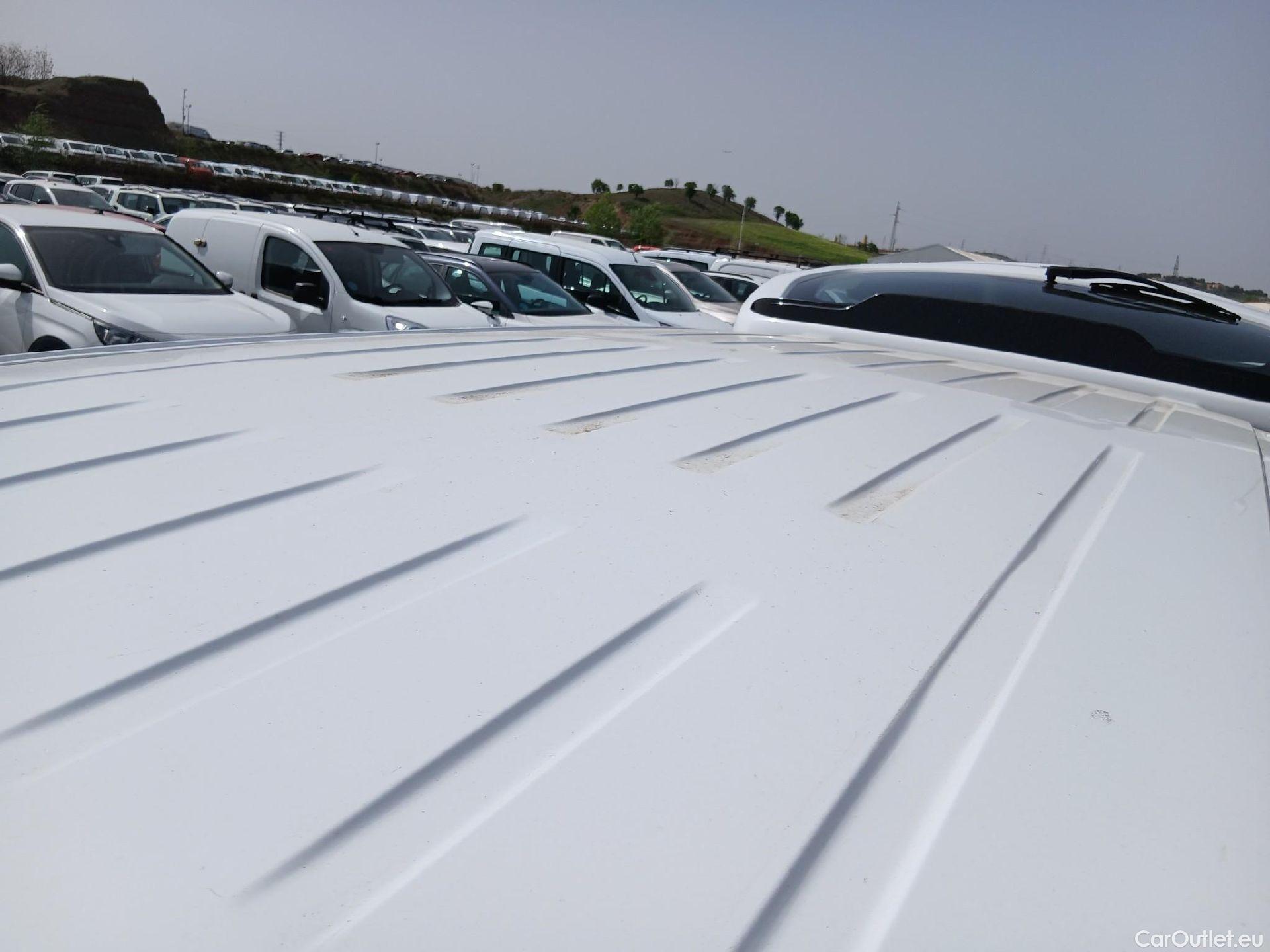  Citroen  Berlingo CITROEN  / 2018 / 5P / monovolumen compacto Talla M BlueHDi 100 S&S FEEL #18