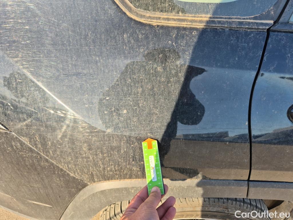  Toyota  RAV4 TOYOTA  / 2018 / 5P / todoterreno 2.5l 220H Business 4WD #38