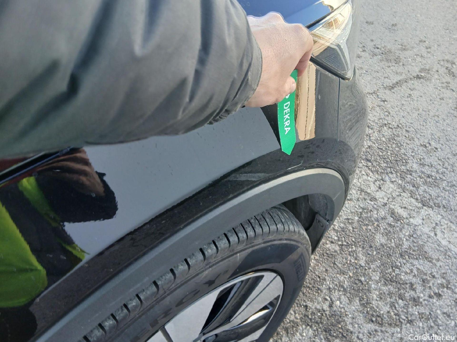  Volvo  XC 40 VOLVO XC40 / 2021 / 5P / todoterreno 1.5 T4 Recharge PHEV Core Auto #26