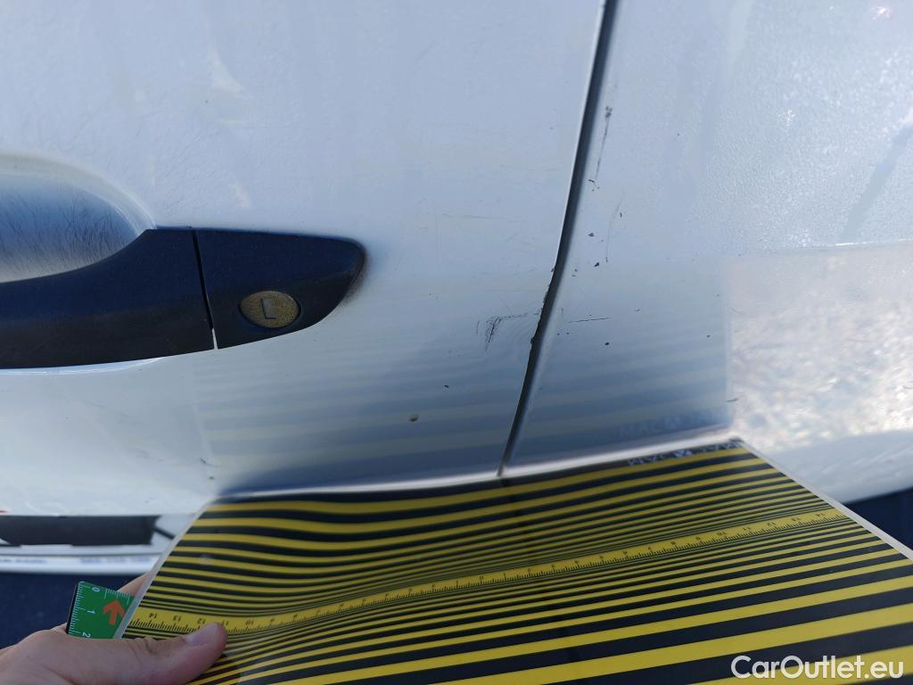  Citroen  Berlingo CITROEN  / 2018 / 3P / furgón derivado de turismo Talla M BlueHDi 100 CONTROL #17