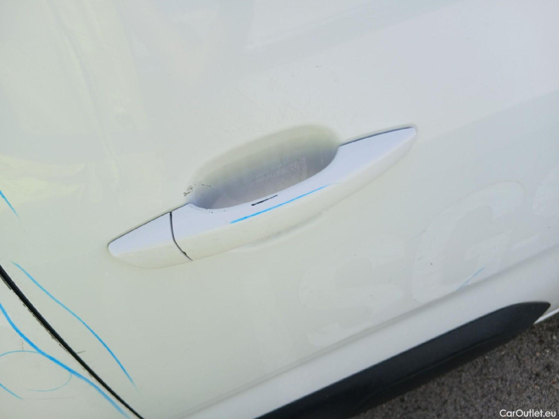  Citroen  Berlingo CITROEN  / 2018 / 5P / monovolumen compacto Talla M BlueHDi 100 S&S FEEL #21