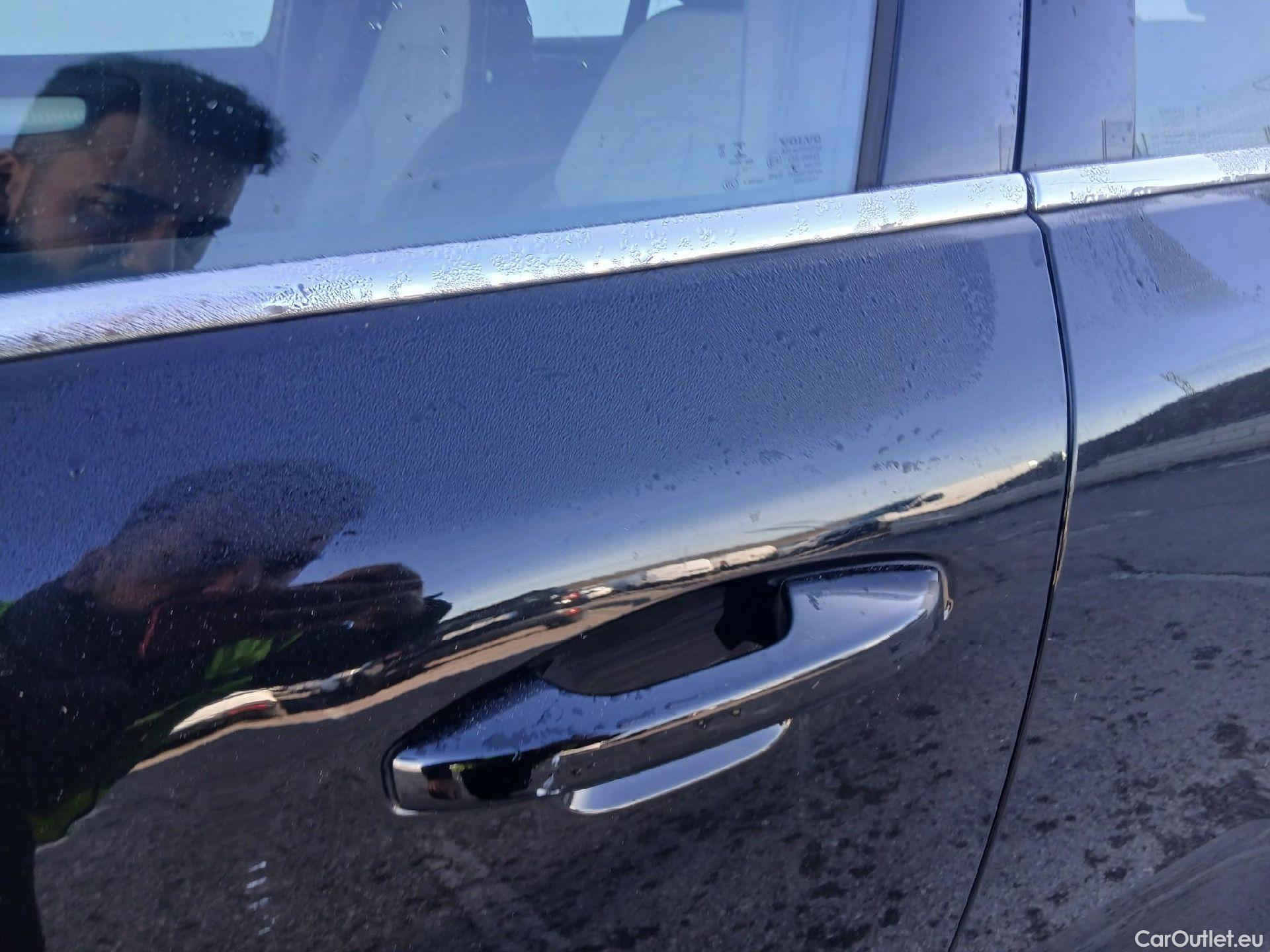  Volvo  XC 40 VOLVO XC40 / 2021 / 5P / todoterreno 1.5 T4 Recharge PHEV Core Auto #6