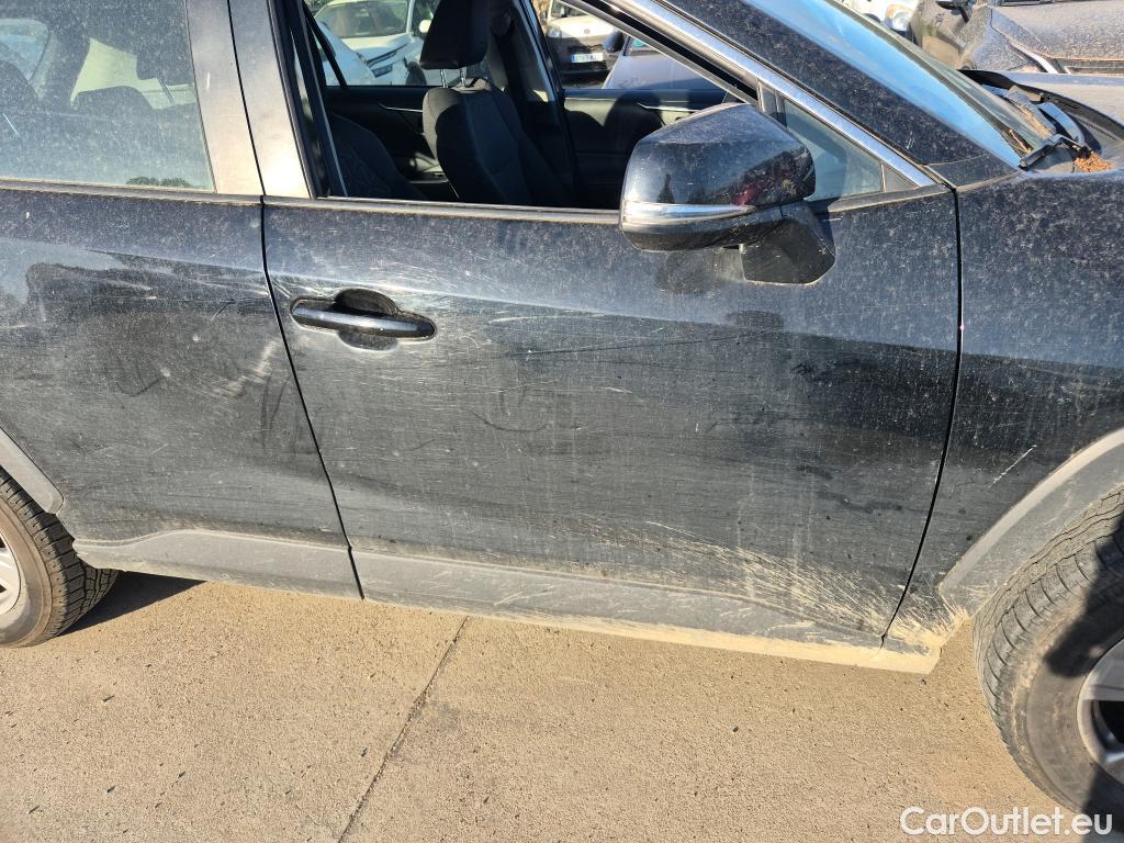  Toyota  RAV4 TOYOTA  / 2018 / 5P / todoterreno 2.5l 220H Business 4WD #13