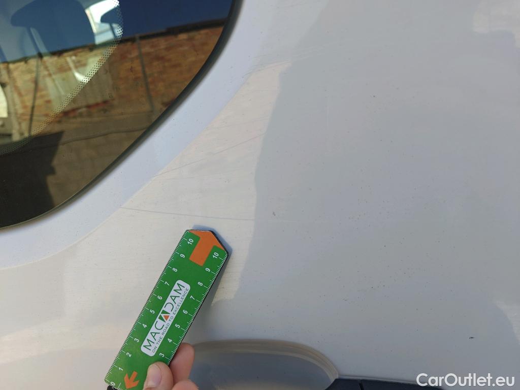  Citroen  Berlingo CITROEN  / 2018 / 4P / monovolumen compacto Talla M BlueHDi 100 S&S LIVE PACK #42