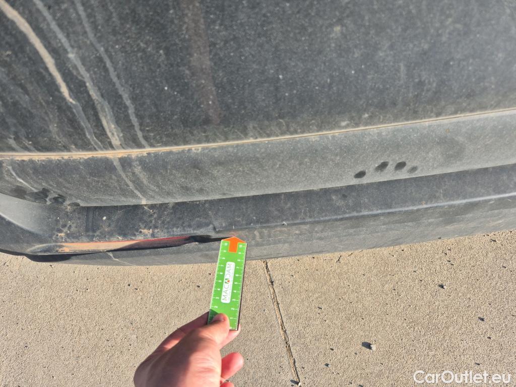  Toyota  RAV4 TOYOTA  / 2018 / 5P / todoterreno 2.5l 220H Business 4WD #28