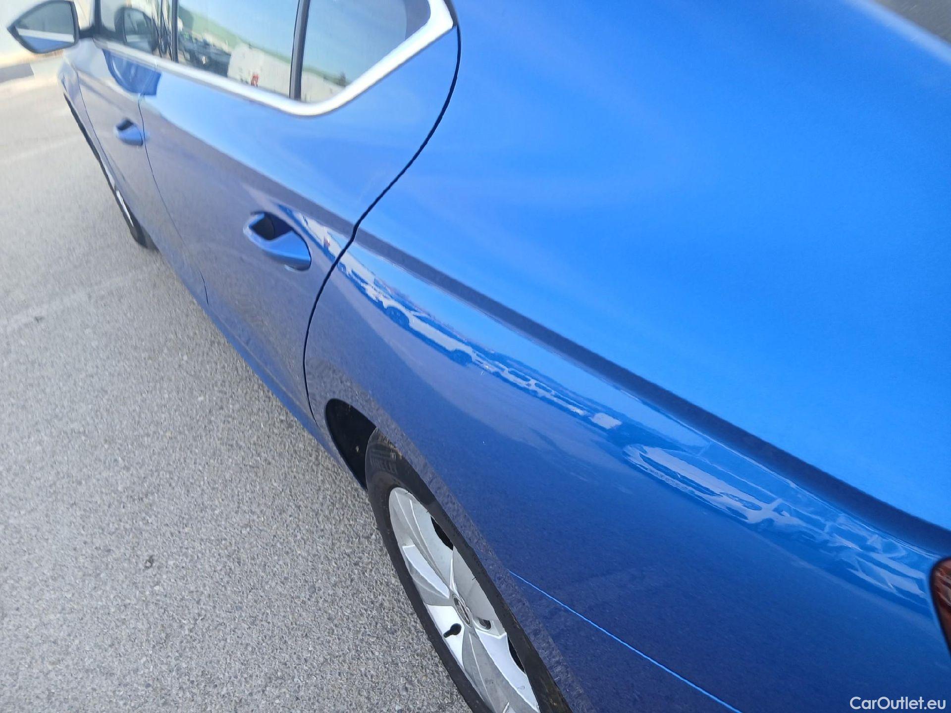  Skoda  Octavia SKODA  / 2020 / 5P / berlina con portón 2.0 TDI 85kW (115 CV) Manual Ambition #3