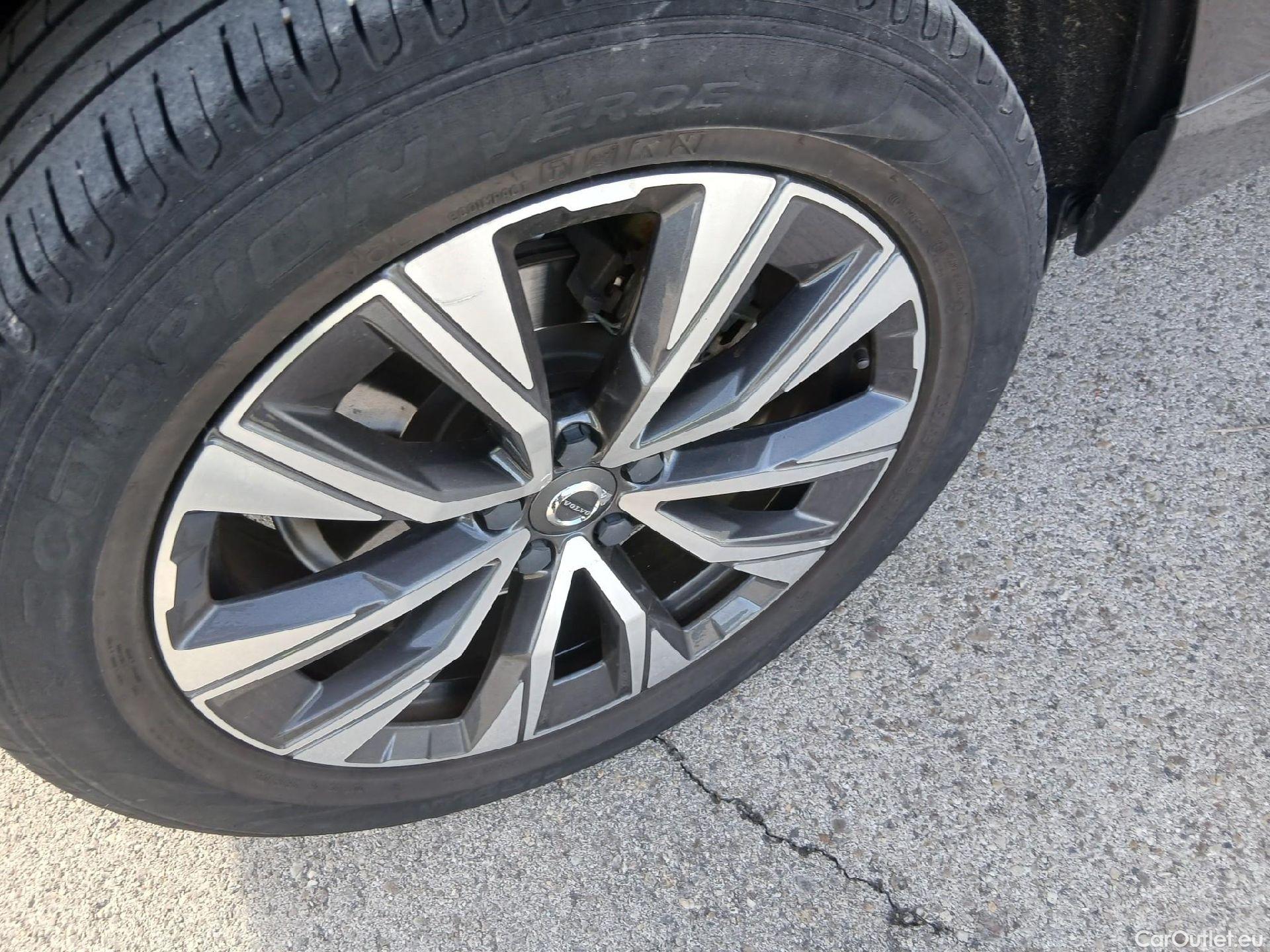  Volvo  XC60 VOLVO  / 2017 / 5P / todoterreno 2.0 B4 D Inscription Auto #23