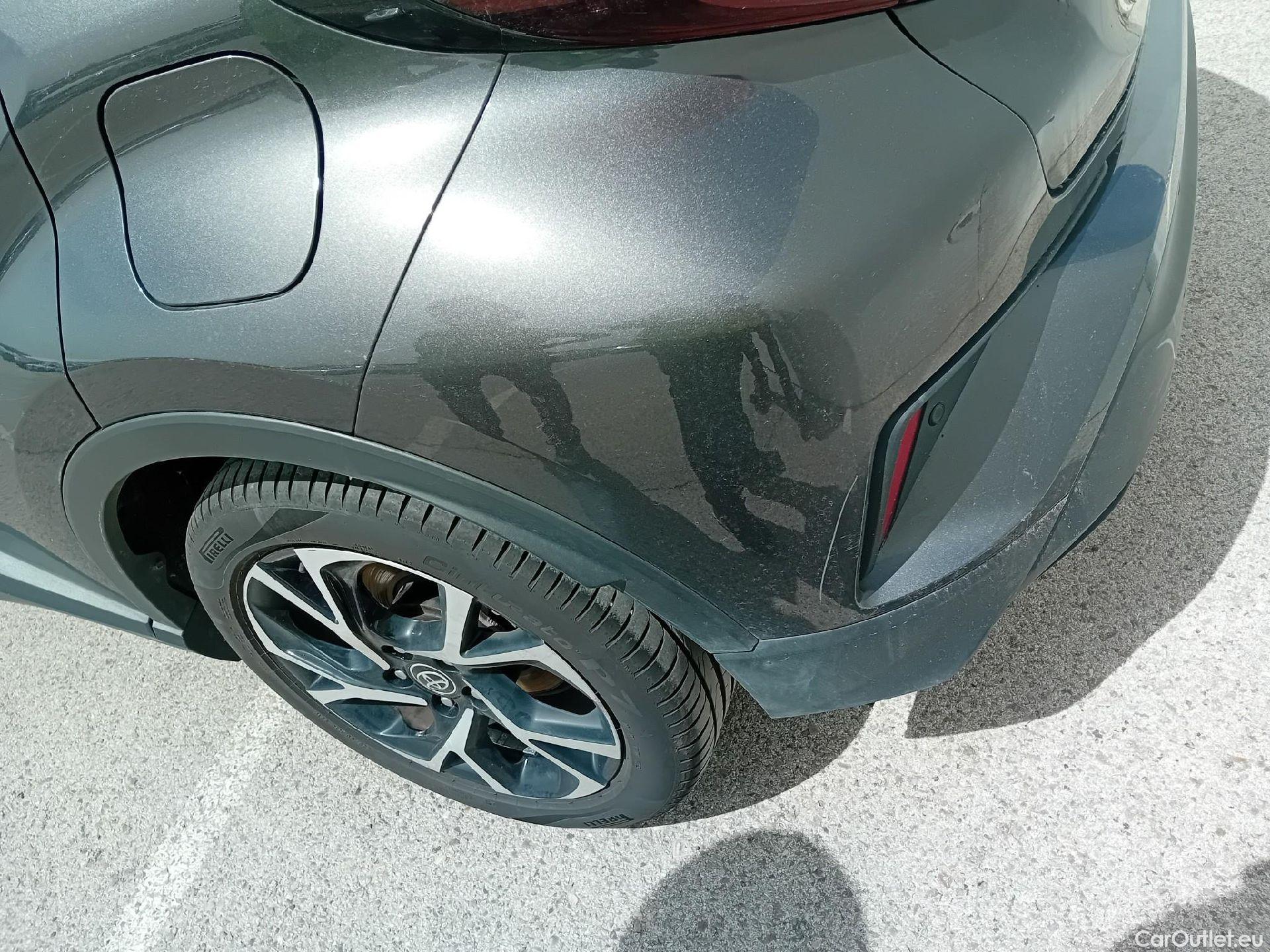  Toyota  C-HR TOYOTA  / 2019 / 5P / todoterreno 1.8 125H Advance #14