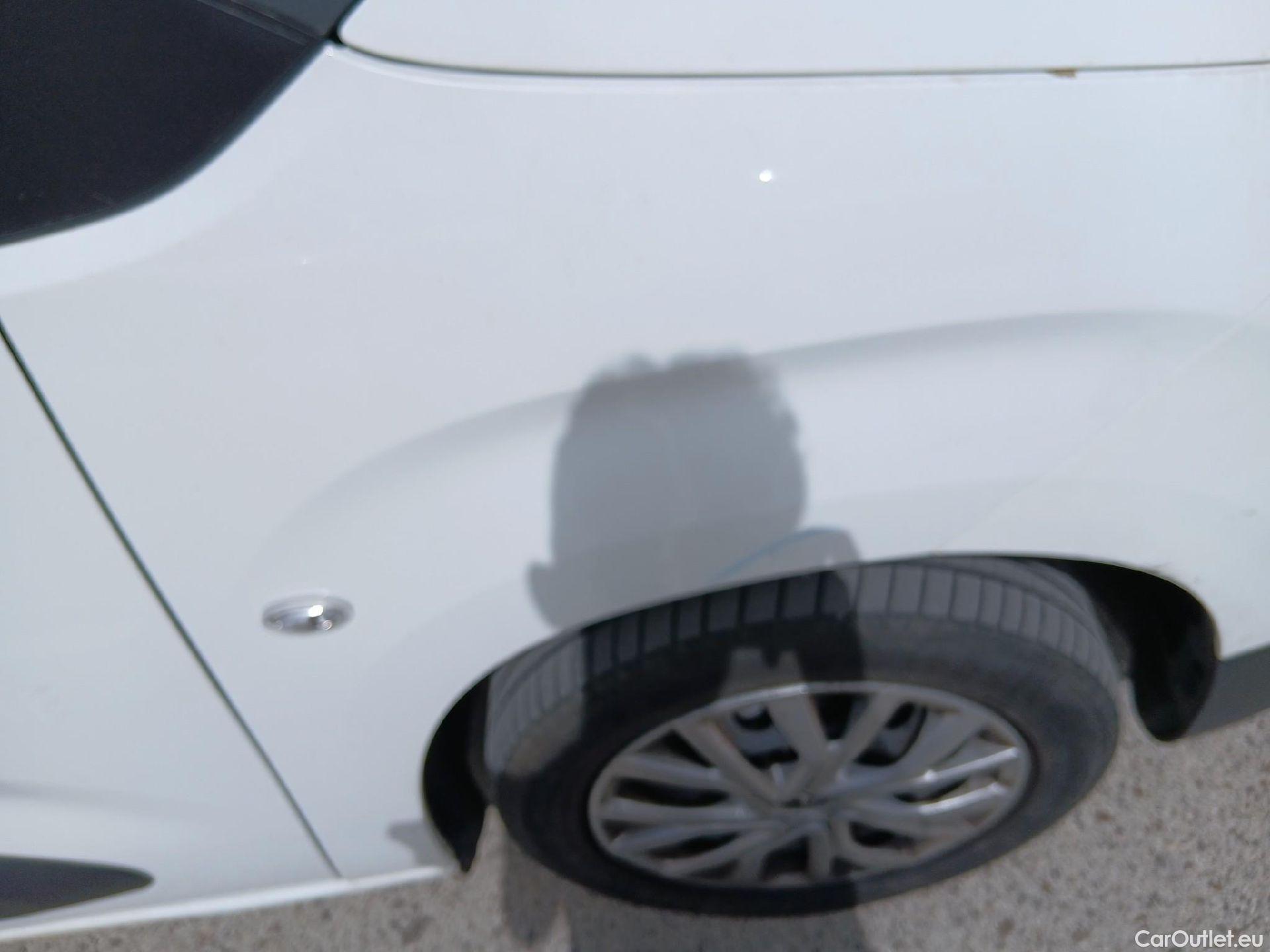  Citroen  Berlingo CITROEN  / 2018 / 5P / monovolumen compacto Talla M BlueHDi 100 S&S FEEL #55