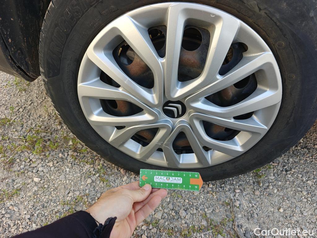  Citroen  Berlingo CITROEN  / 2018 / 4P / monovolumen compacto Talla M BlueHDi 100 S&S LIVE PACK #52