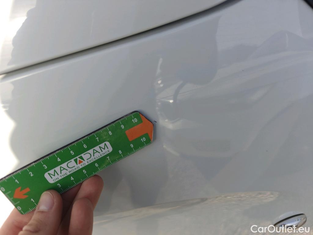  Citroen  Berlingo CITROEN  / 2018 / 4P / monovolumen compacto Talla M BlueHDi 100 S&S LIVE PACK #78