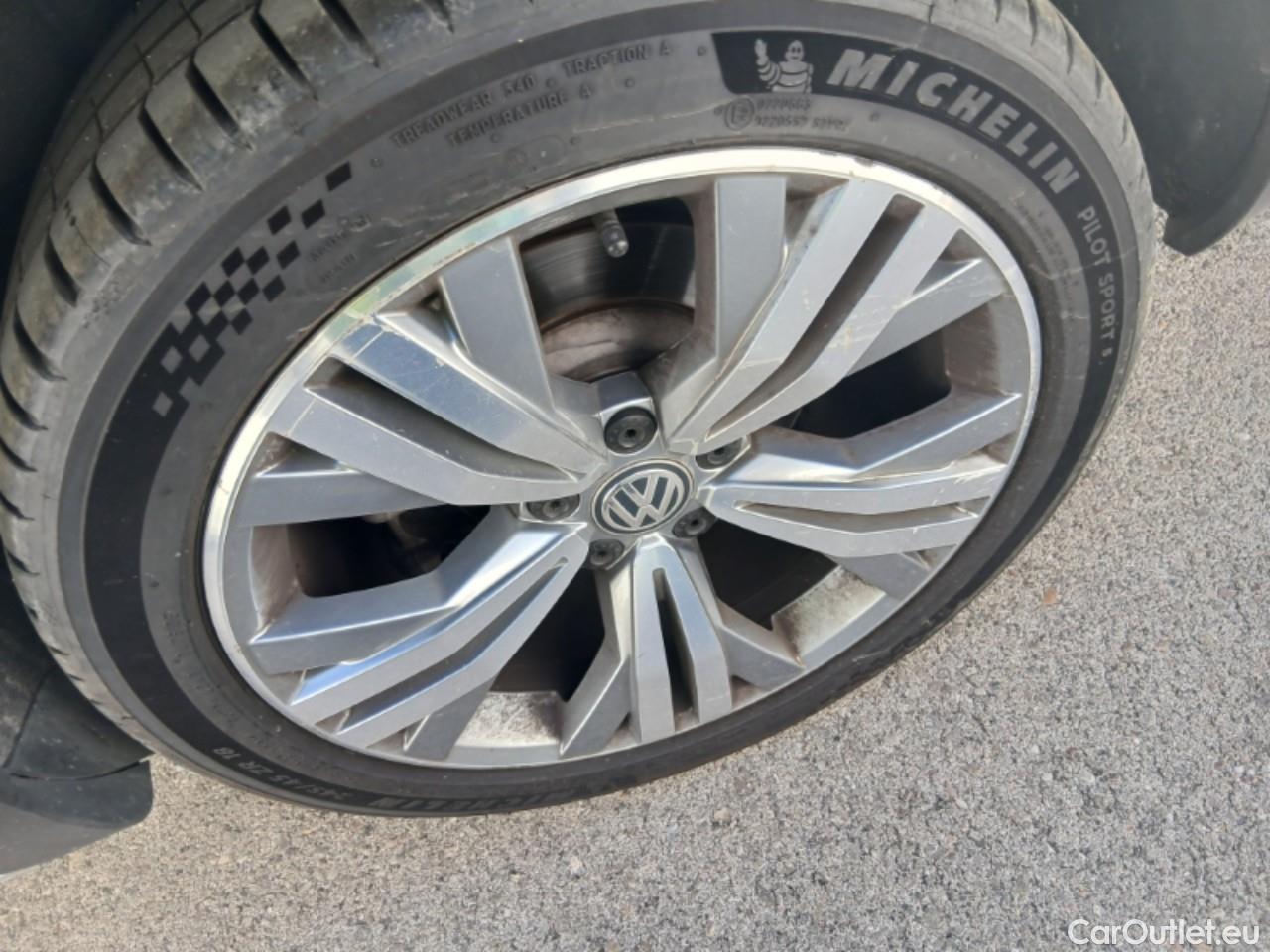  Volkswagen  Passat VOLKSWAGEN  / 2019 / 5P / familiar Alltrack 2.0 TDI 140kW (190CV) 4Mot DSG #25