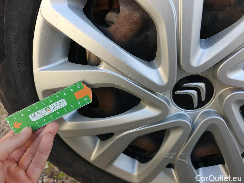  Citroen  Berlingo CITROEN  / 2018 / 4P / monovolumen compacto Talla M BlueHDi 100 S&S LIVE PACK #54