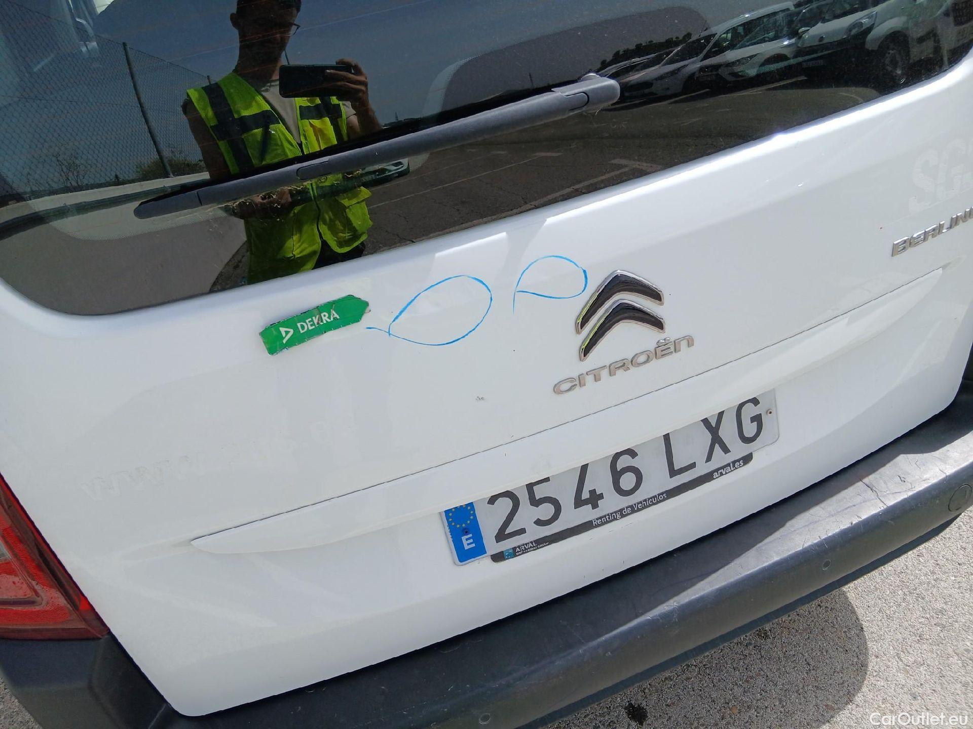  Citroen  Berlingo CITROEN  / 2018 / 5P / monovolumen compacto Talla M BlueHDi 100 S&S FEEL #41