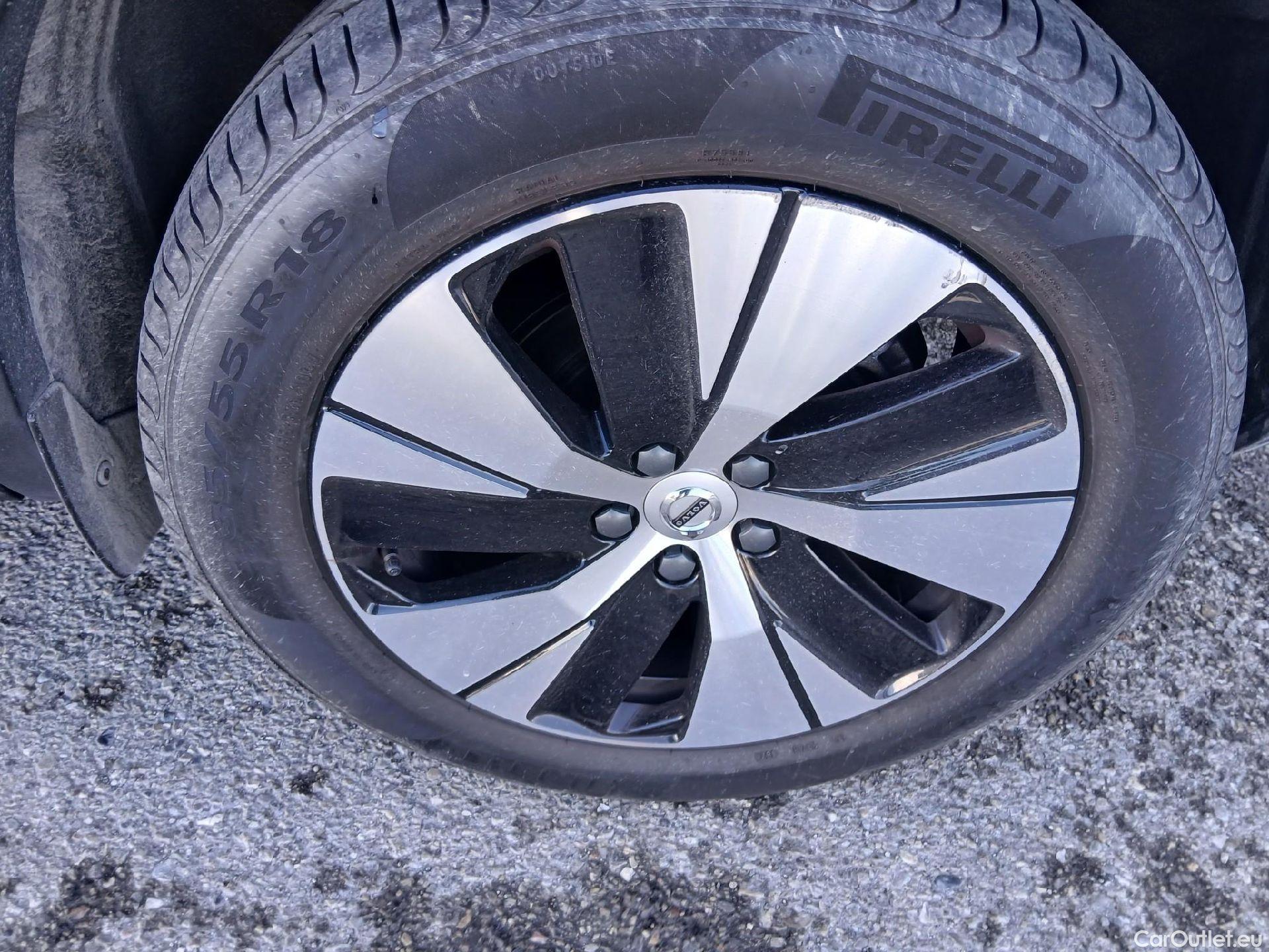  Volvo  XC 40 VOLVO XC40 / 2021 / 5P / todoterreno 1.5 T4 Recharge PHEV Core Auto #12