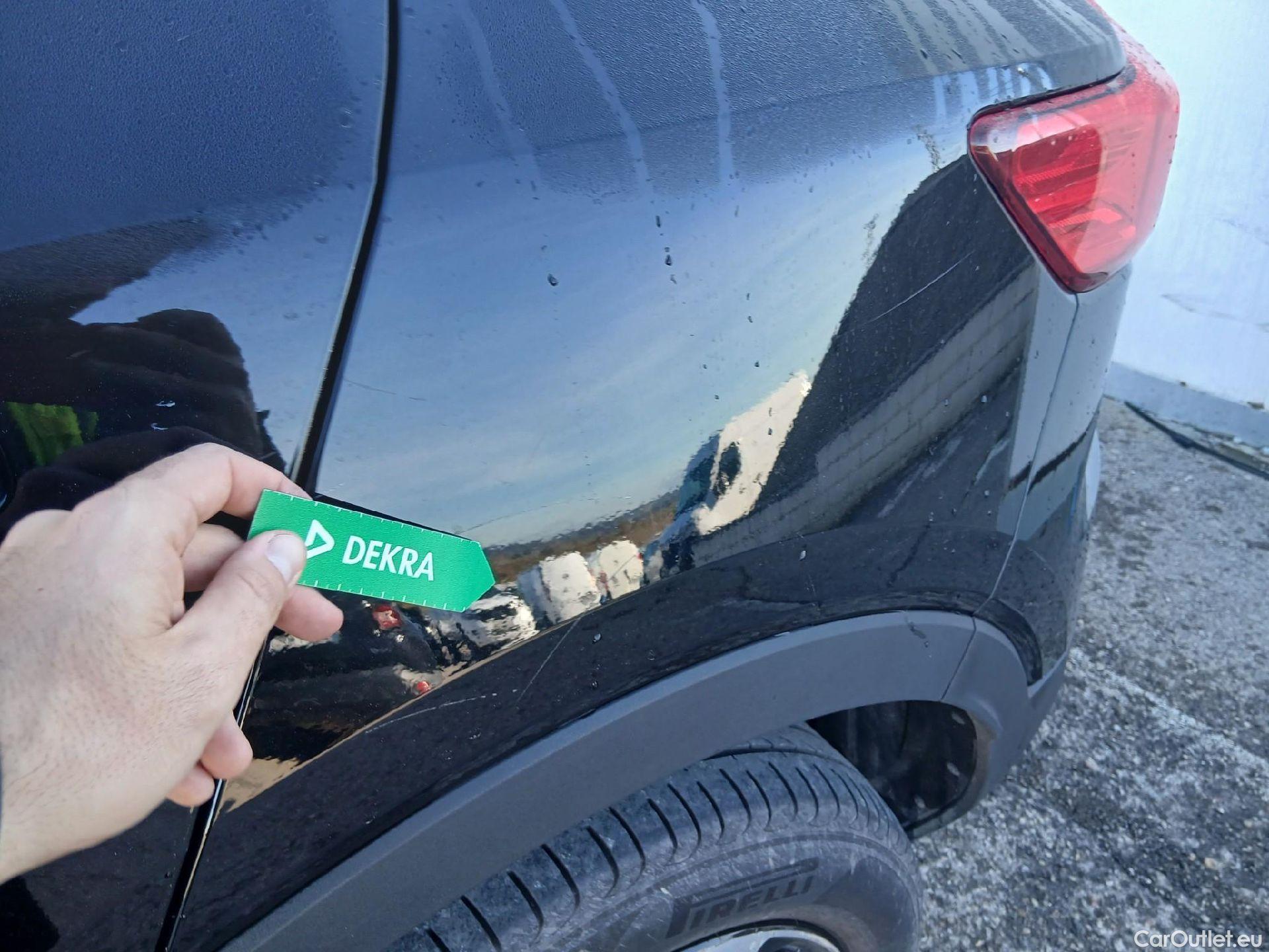  Volvo  XC 40 VOLVO XC40 / 2021 / 5P / todoterreno 1.5 T4 Recharge PHEV Core Auto #9