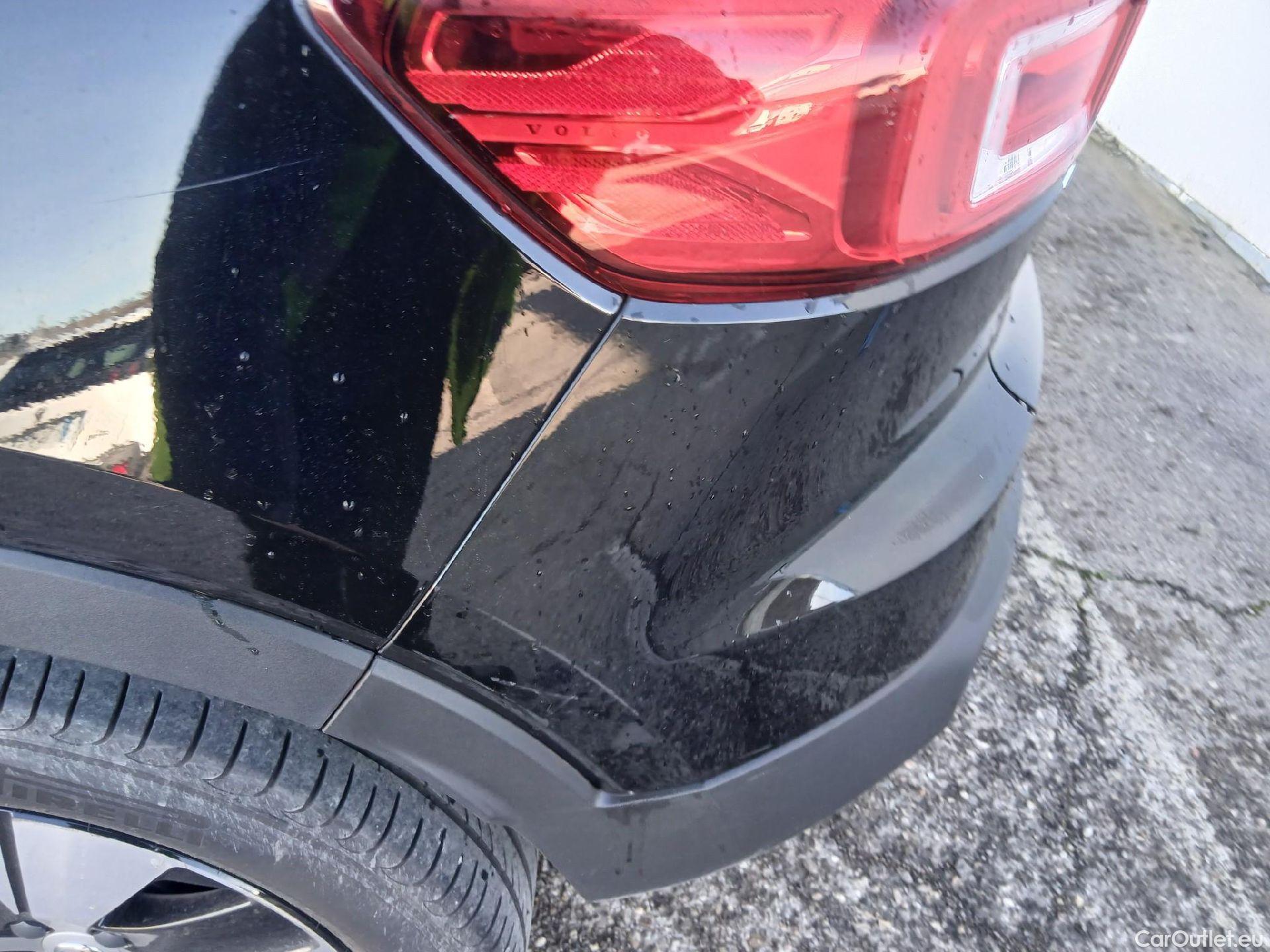  Volvo  XC 40 VOLVO XC40 / 2021 / 5P / todoterreno 1.5 T4 Recharge PHEV Core Auto #14