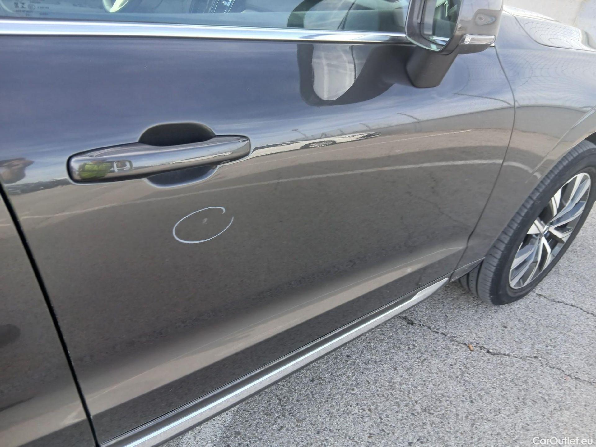  Volvo  XC60 VOLVO  / 2017 / 5P / todoterreno 2.0 B4 D Inscription Auto #27