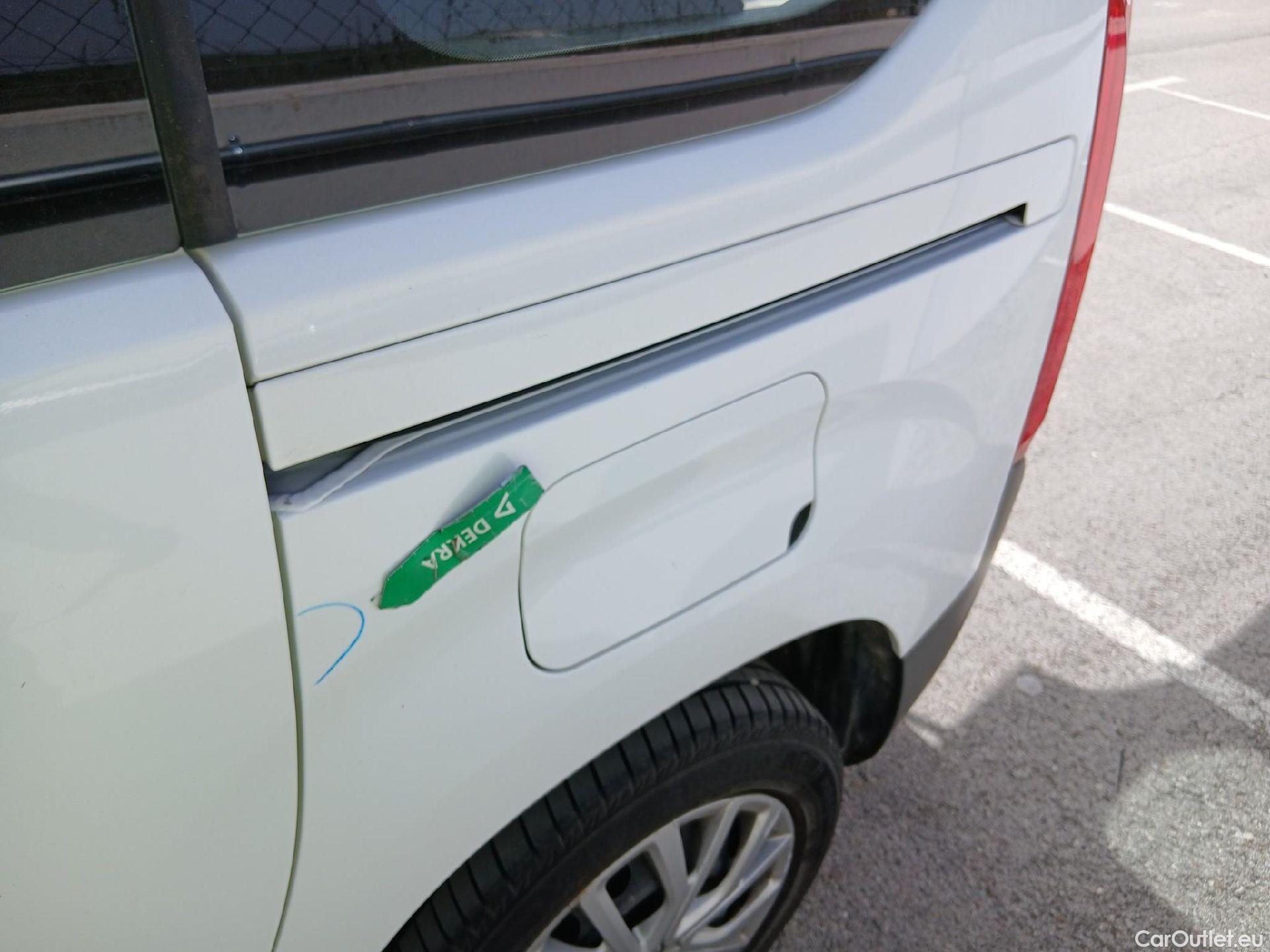  Citroen  Berlingo CITROEN  / 2018 / 5P / monovolumen compacto Talla M BlueHDi 100 S&S FEEL #23