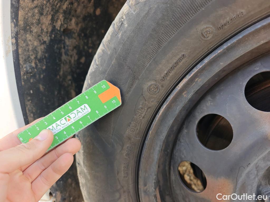  Citroen  Berlingo CITROEN  / 2018 / 4P / monovolumen compacto Talla M BlueHDi 100 S&S LIVE PACK #22