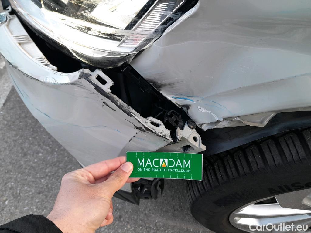  Volkswagen  T-ROC VOLKSWAGEN  / 2021 / 5P / todoterreno Life 1.5 TSI 110kW (150CV) DSG #7