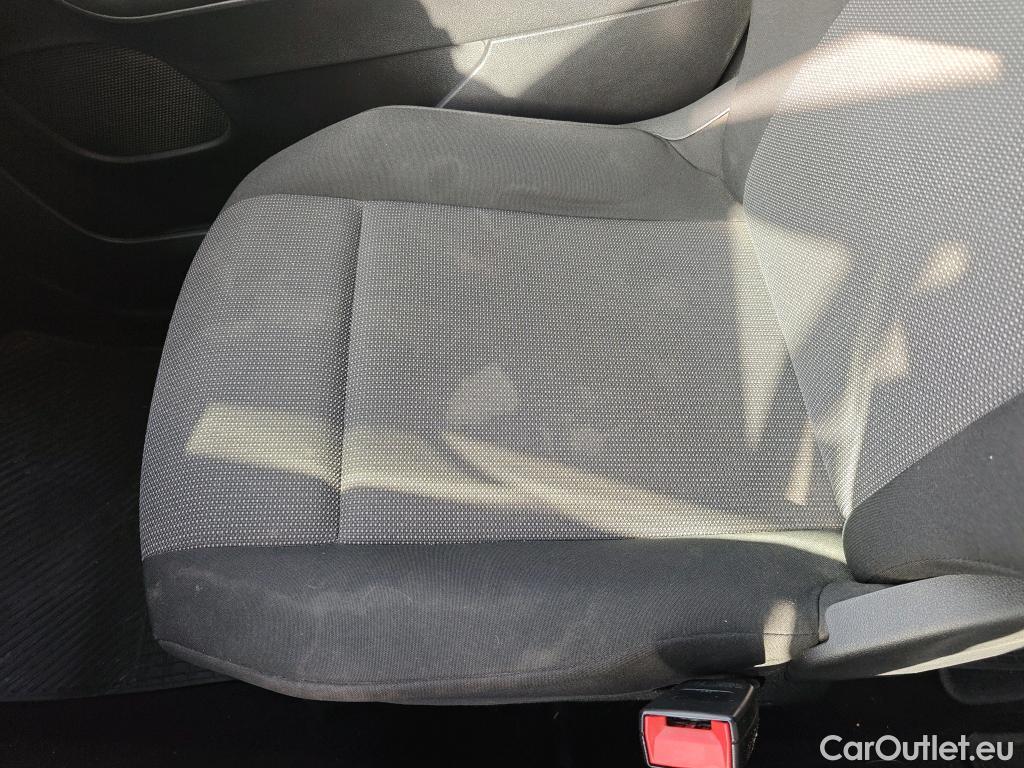  Citroen  Berlingo CITROEN  / 2018 / 4P / monovolumen compacto Talla M BlueHDi 100 S&S LIVE PACK #24