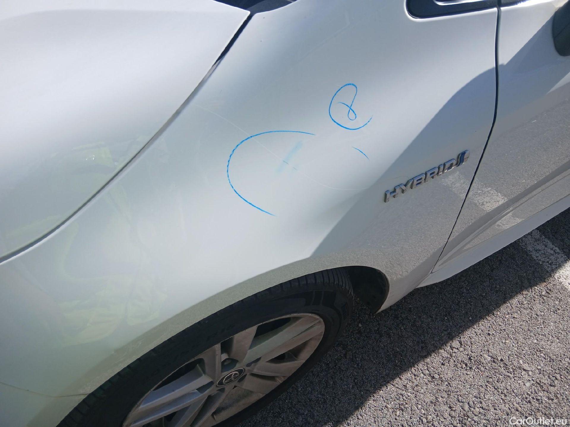  Toyota  Corolla TOYOTA  / 2019 / 5P / familiar 1.8 125H ACTIVE TECH E-CVT TOU SPORT #12