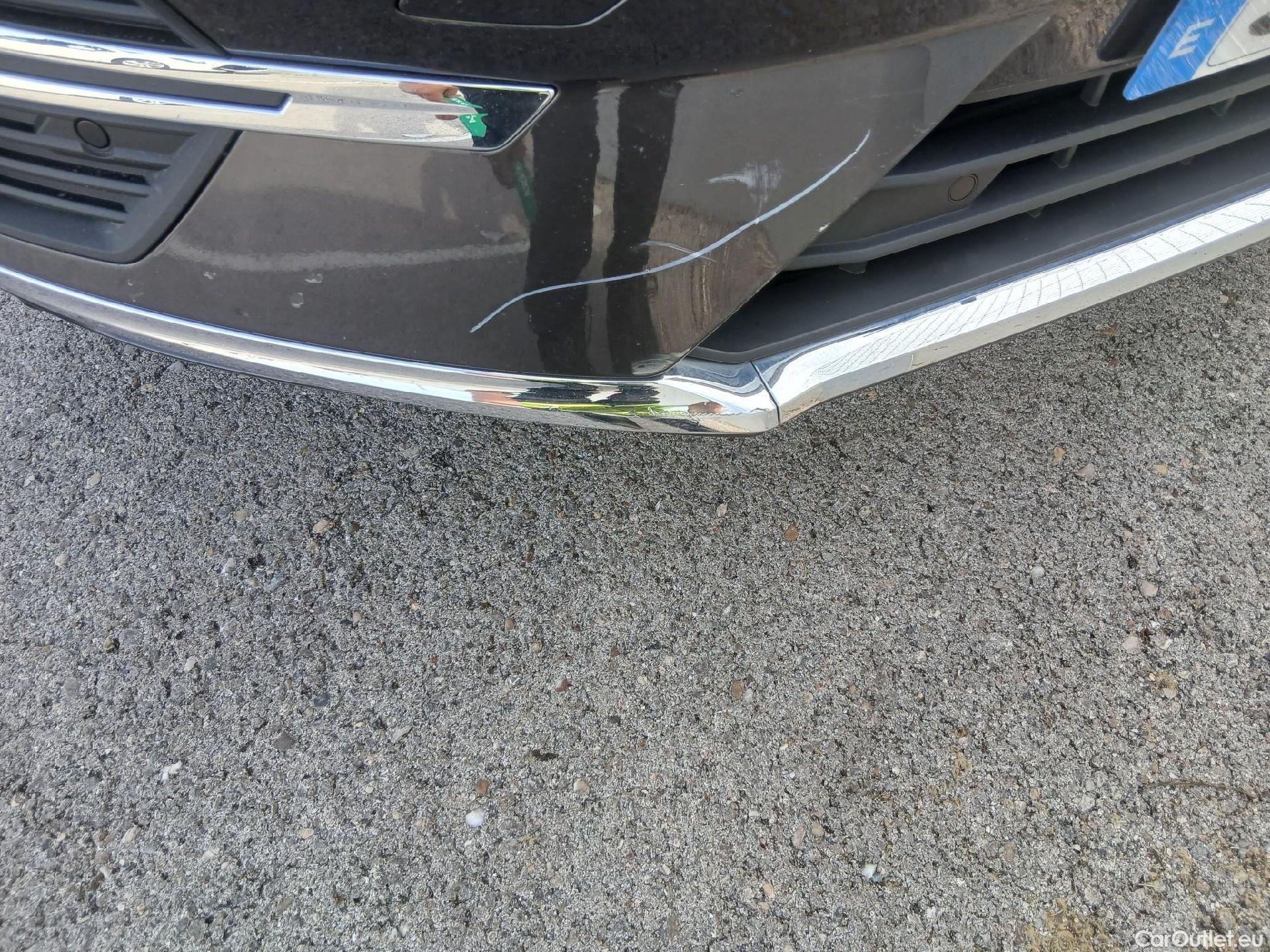  Volvo  XC60 VOLVO  / 2017 / 5P / todoterreno 2.0 B4 D Inscription Auto #8