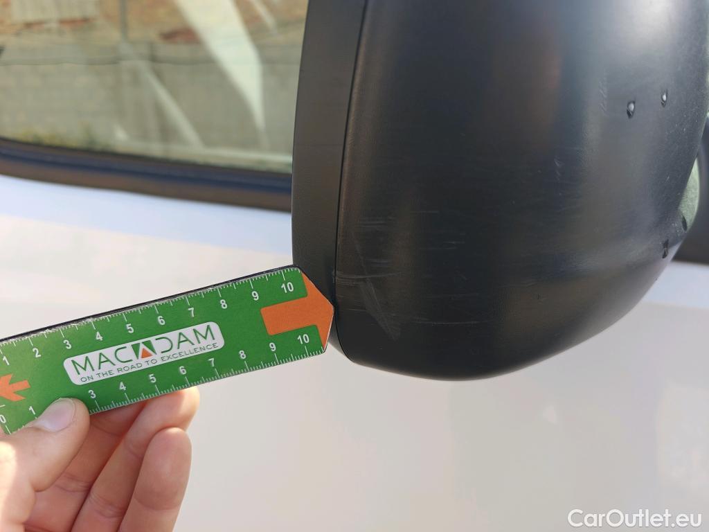  Citroen  Berlingo CITROEN  / 2018 / 4P / monovolumen compacto Talla M BlueHDi 100 S&S LIVE PACK #58