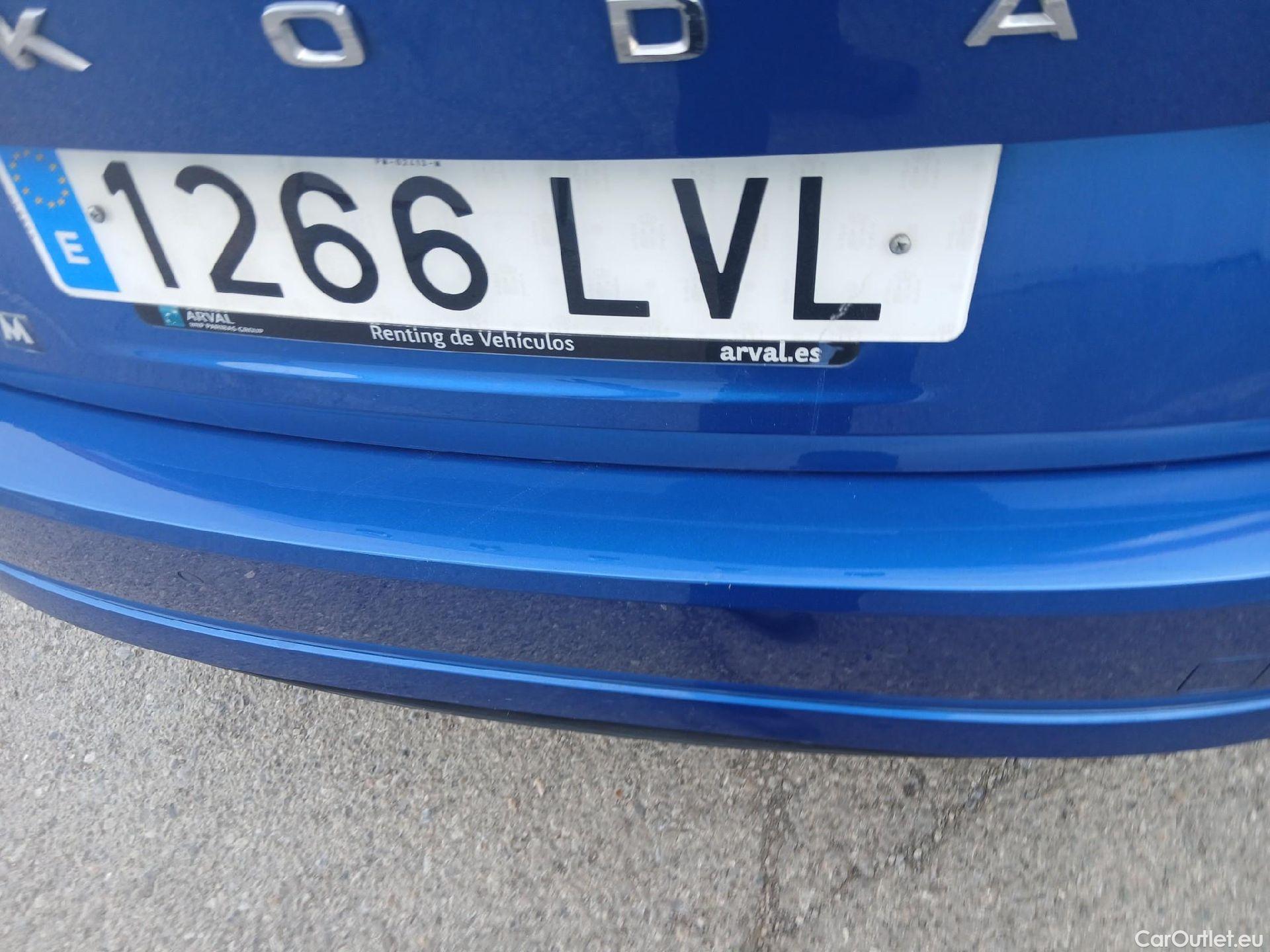  Skoda  Octavia SKODA  / 2020 / 5P / berlina con portón 2.0 TDI 85kW (115 CV) Manual Ambition #5