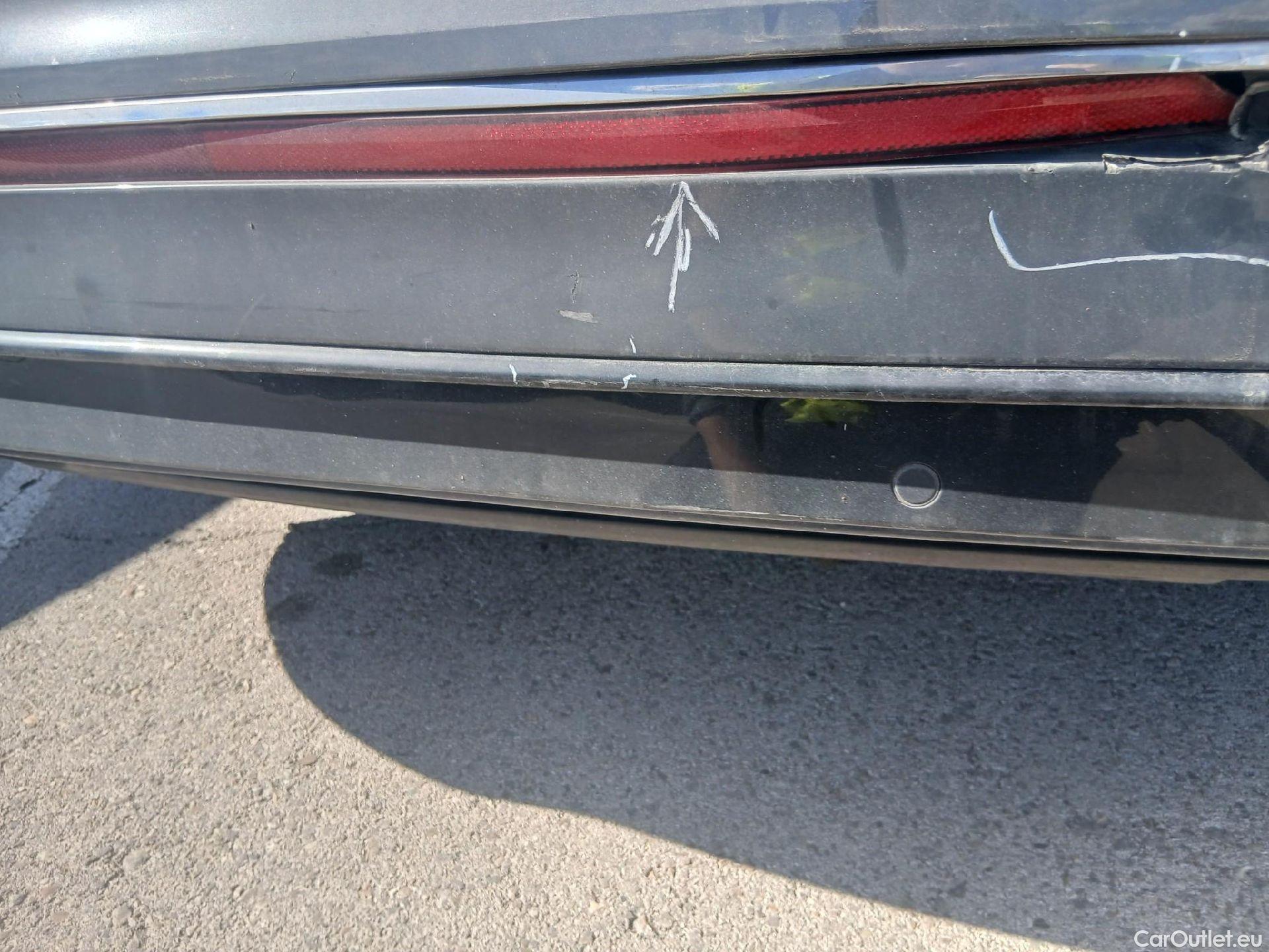  Volkswagen  Tiguan VOLKSWAGEN  / 2020 / 5P / todoterreno R-Line 2.0 TDI 110kW (150CV) DSG #28