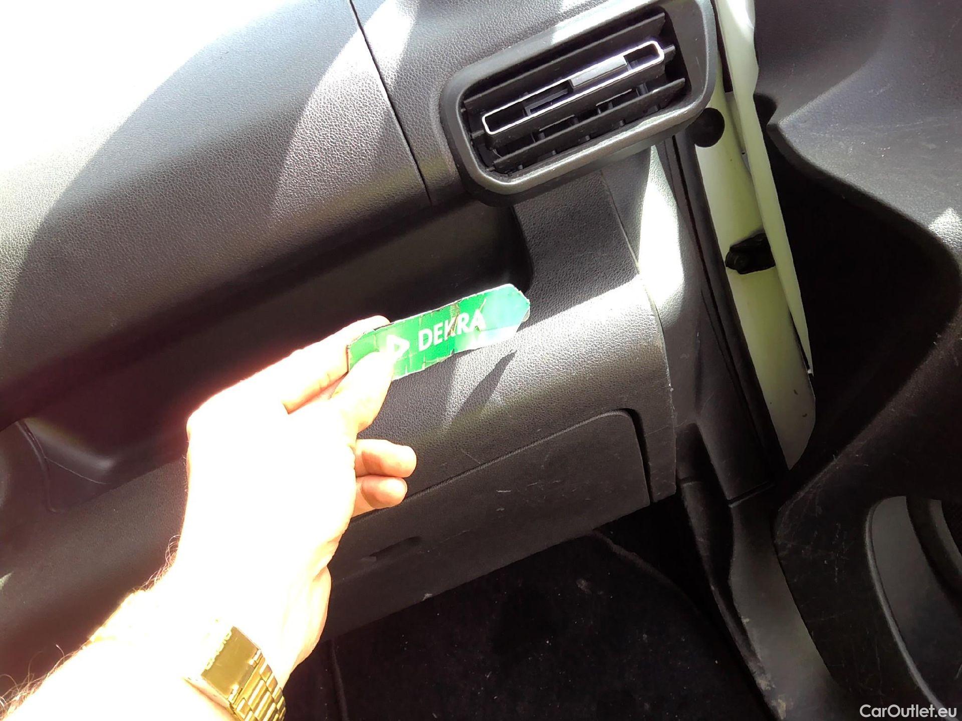  Citroen  Berlingo CITROEN  / 2018 / 5P / monovolumen compacto Talla M BlueHDi 100 S&S FEEL #56