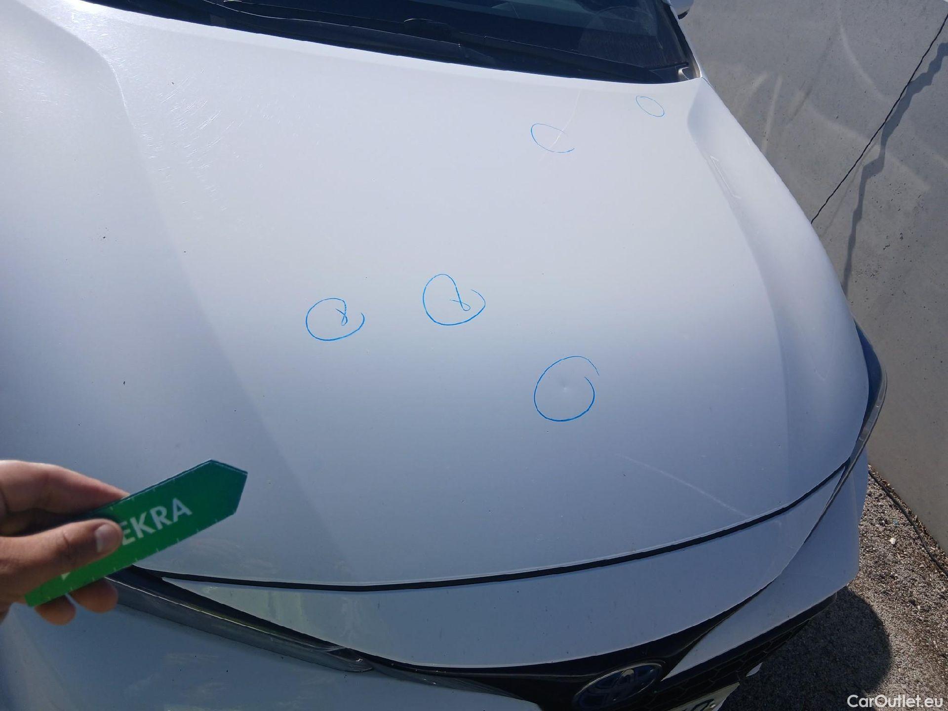  Toyota  Corolla TOYOTA  / 2019 / 5P / familiar 1.8 125H ACTIVE TECH E-CVT TOU SPORT #9