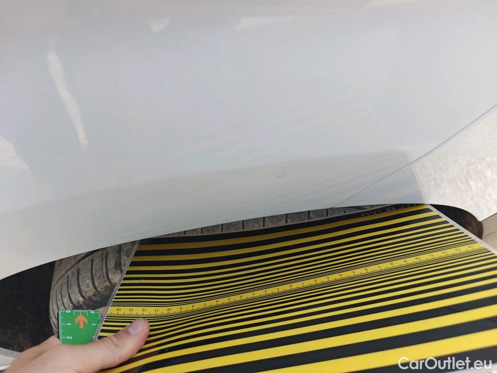  Citroen  Berlingo CITROEN  / 2018 / 4P / monovolumen compacto Talla M BlueHDi 100 S&S LIVE PACK #60