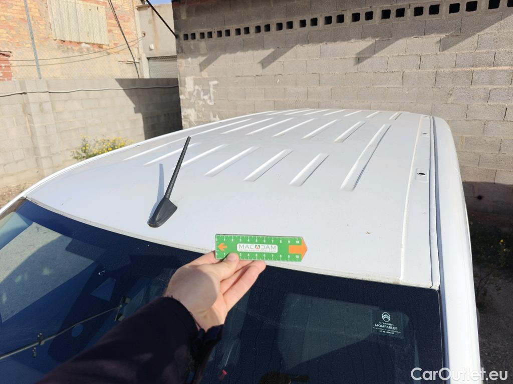  Citroen  Berlingo CITROEN  / 2018 / 4P / monovolumen compacto Talla M BlueHDi 100 S&S LIVE PACK #15