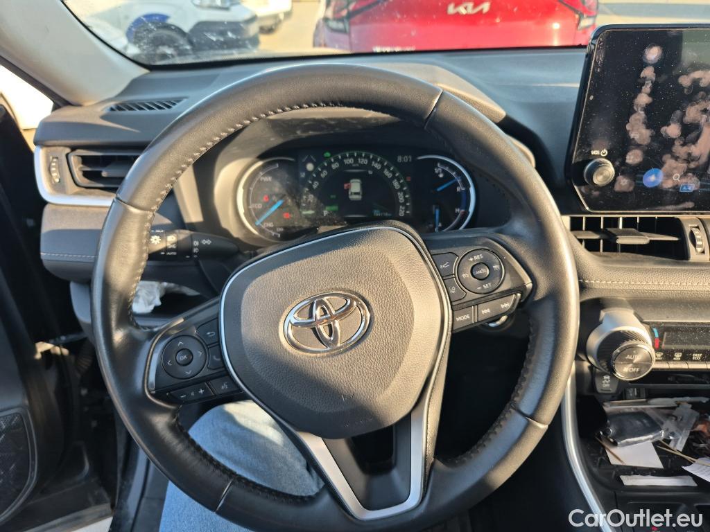  Toyota  RAV4 TOYOTA  / 2018 / 5P / todoterreno 2.5l 220H Business 4WD #23
