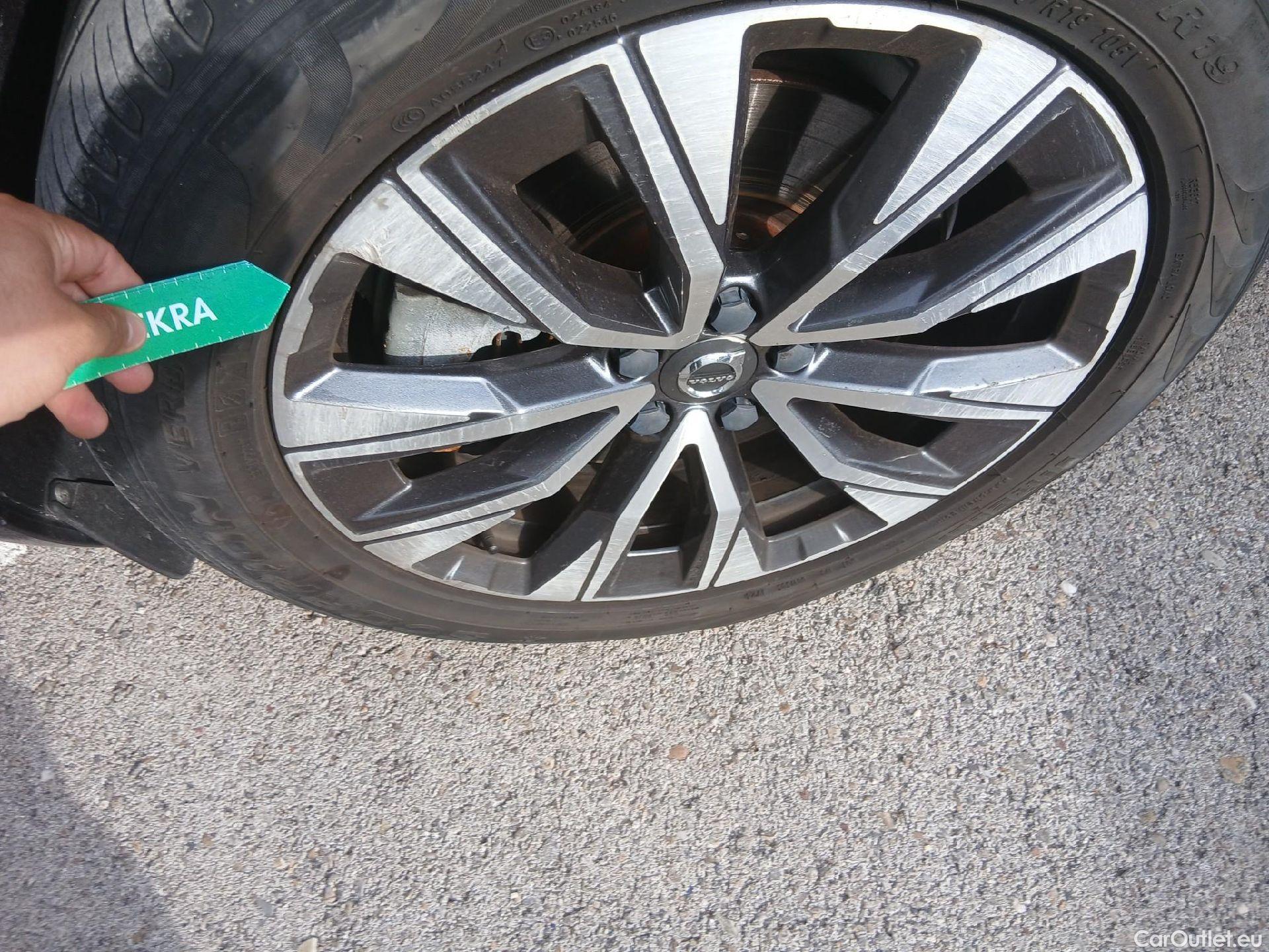  Volvo  XC60 VOLVO  / 2017 / 5P / todoterreno 2.0 B4 D Inscription Auto #14