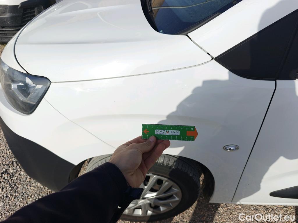  Citroen  Berlingo CITROEN  / 2018 / 4P / monovolumen compacto Talla M BlueHDi 100 S&S LIVE PACK #76