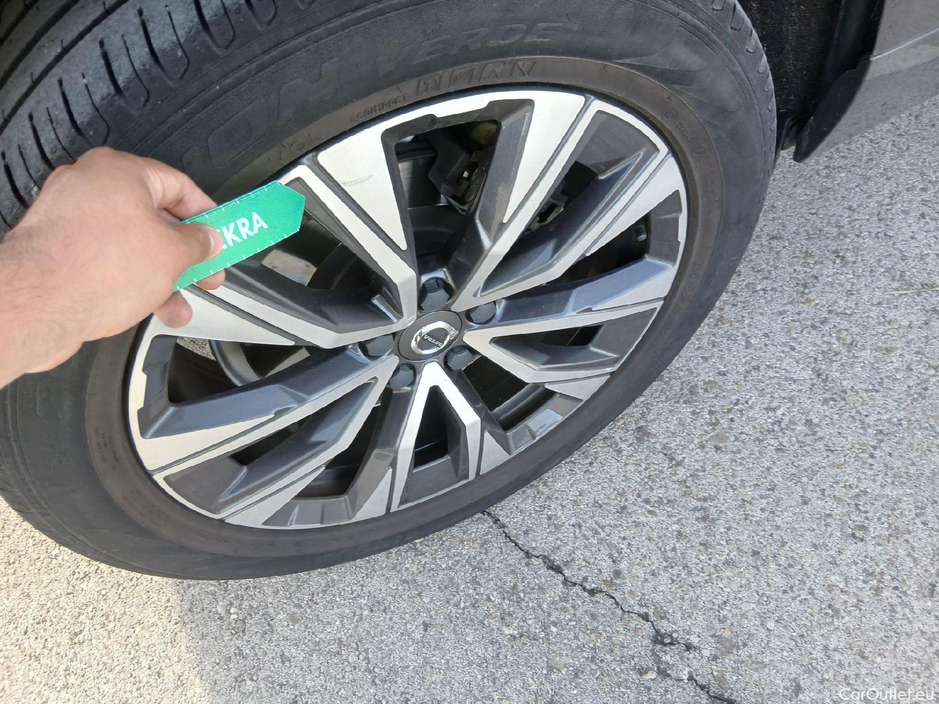  Volvo  XC60 VOLVO  / 2017 / 5P / todoterreno 2.0 B4 D Inscription Auto #22