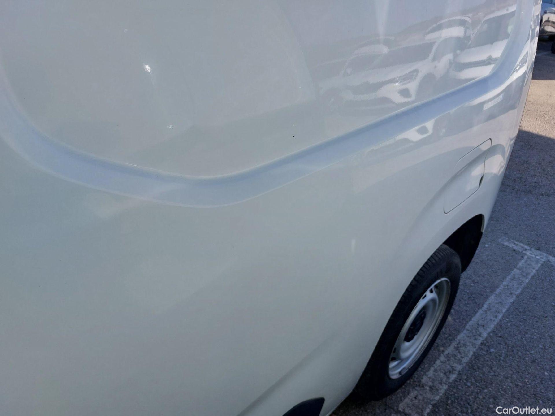  Opel  Combo OPEL  / 2018 / 3P / furgón derivado de turismo 1.5 TD 75kW (100CV) Express L H1 650kg #12