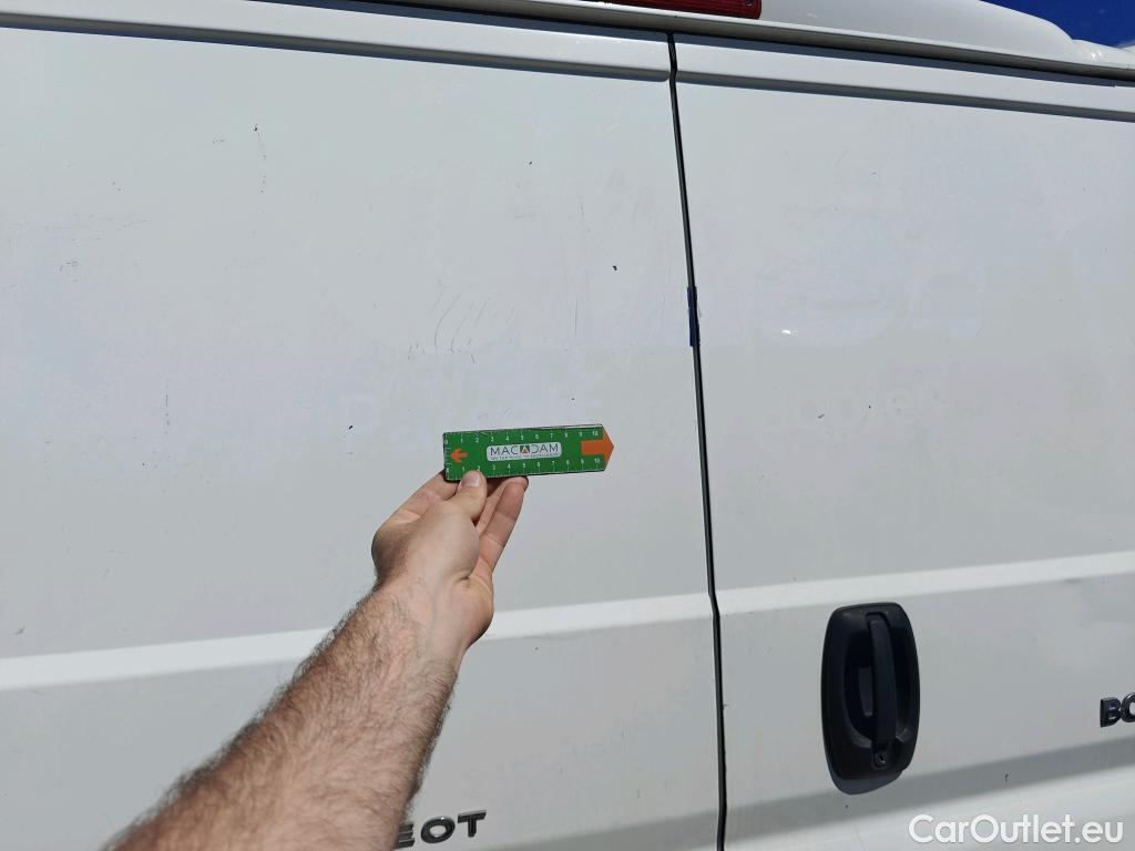  Peugeot  Boxer PEUGEOT  / 2014 / 4P / furgón Pack 330 L1 H1 BHDI 103kW (140CV) S&S #44